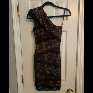 Lace one shoulder Bebe dress